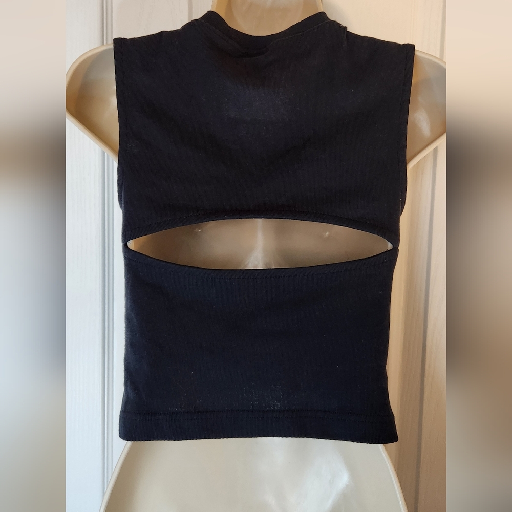 Urban Outfitters Medium Black Crop Top with Cherry Rhinestone Design - Picture 3 of 5